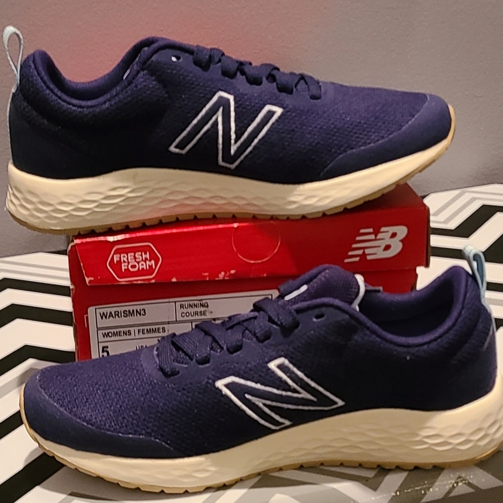 NewNew BalanceWomen's Fresh Foam size 5